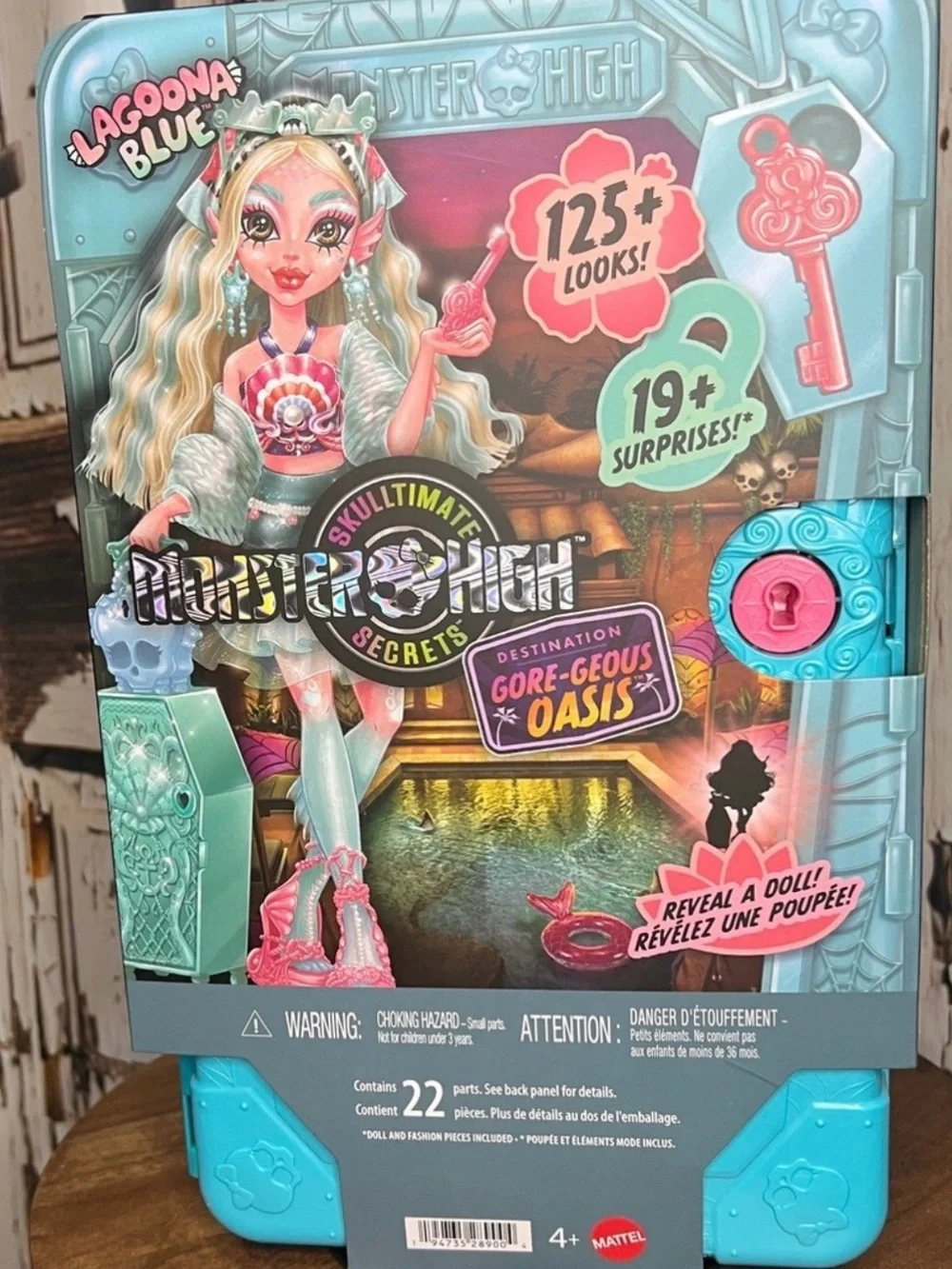 Monster High NIB Skulltimate Secrets Lagoona Blue